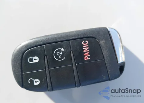 2018 Jeep Renegade Latitude Fwd z USA, uszkodzony, nr VIN ZACCJABB7JPJ07859